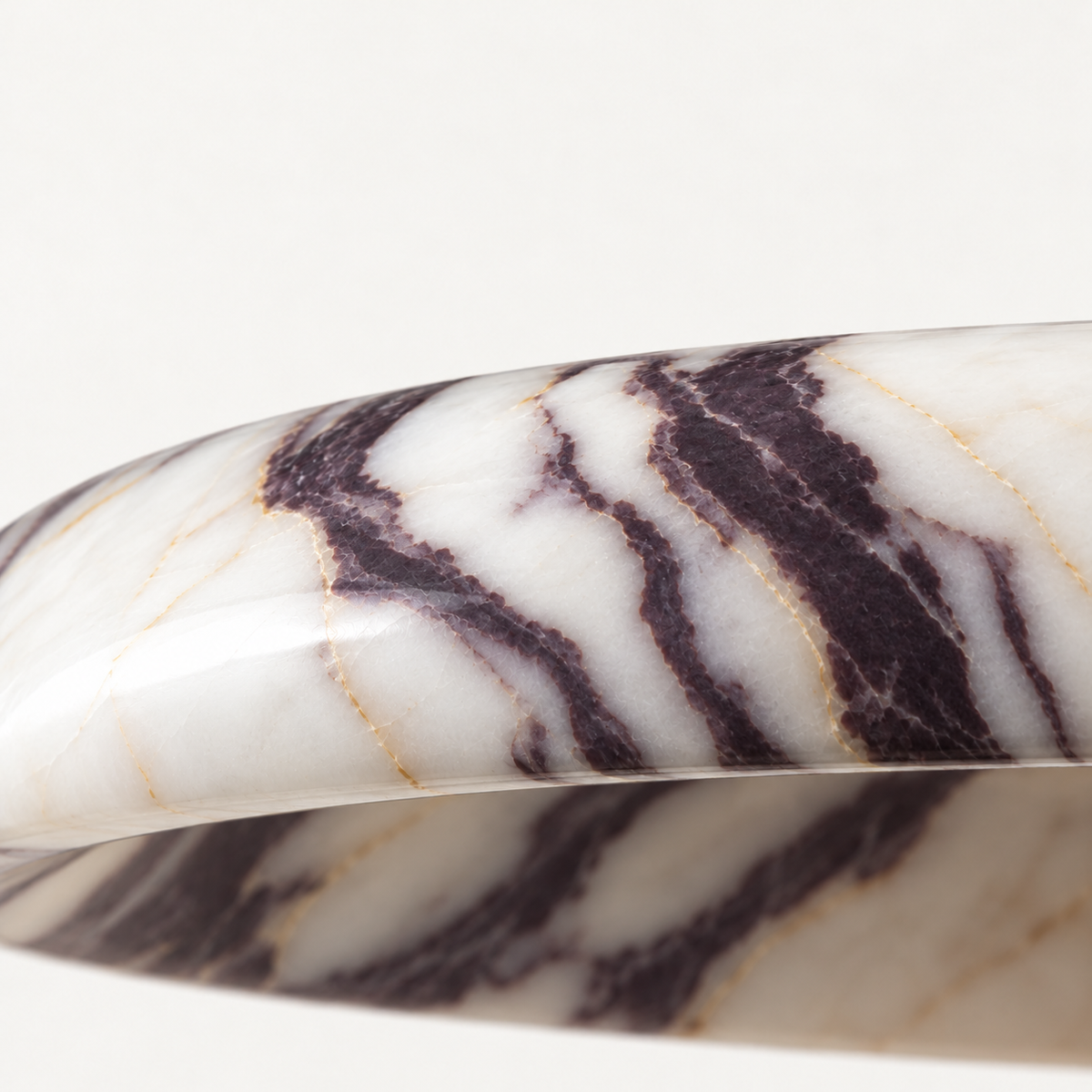 Zefira Marble Ring Pendant Light, studio photo